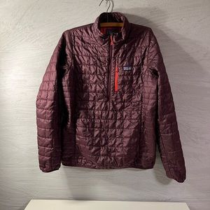 Patagonia nano puff 1/4 zip insulated jacket in excellent used condition.